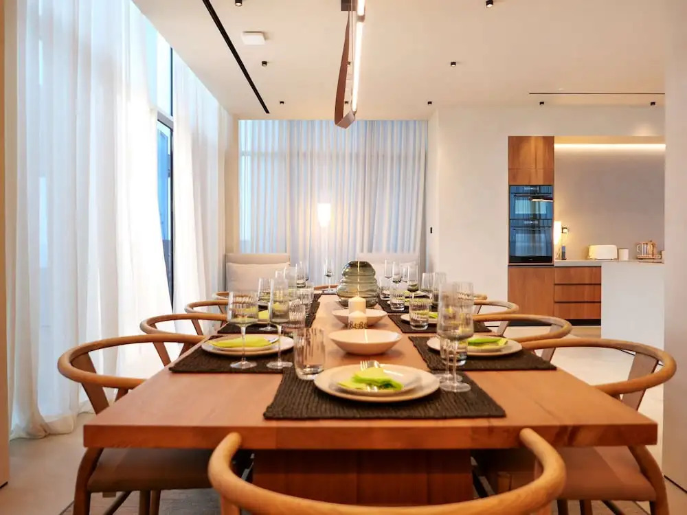 High End 4BR Penthouse With Private Pool and Skyline Views