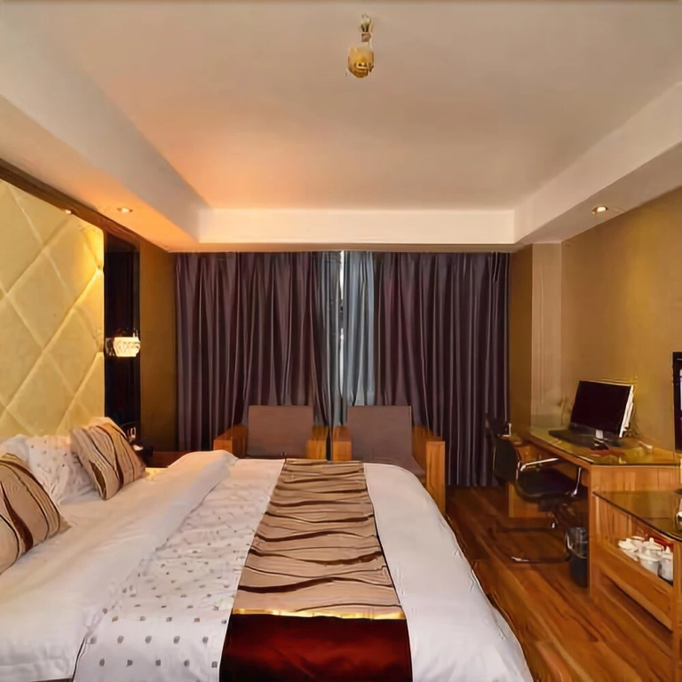 Qianjiang Hotel