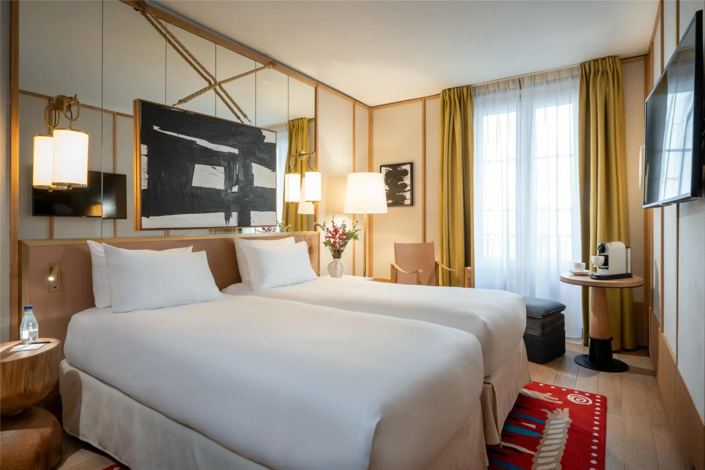 Le Belgrand Hotel Paris Champs Elysees, Tapestry By Hilton