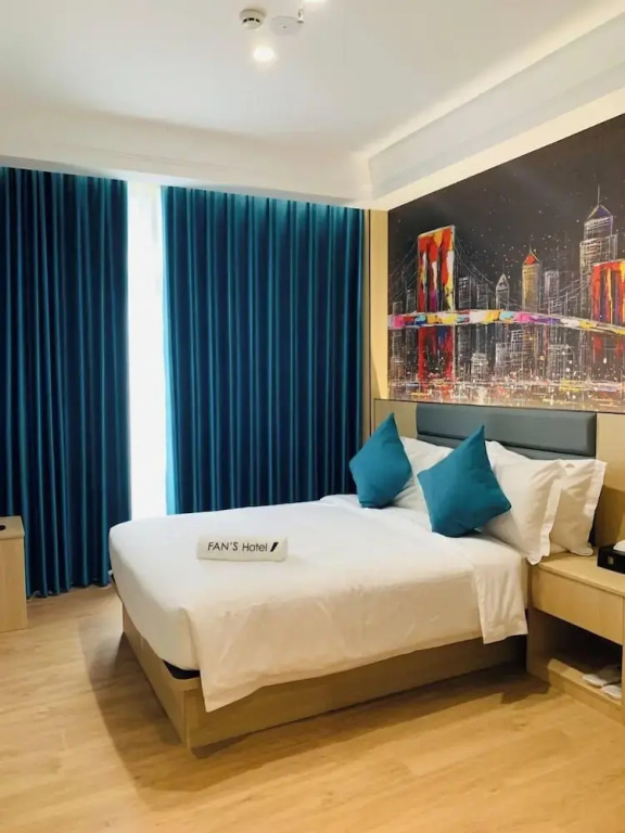 Fans Hotel Palo