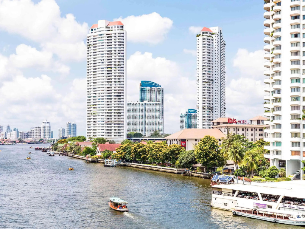 Ibis Bangkok Riverside