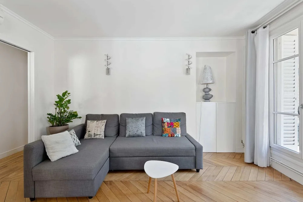 Family Apartment in the Heart of Paris