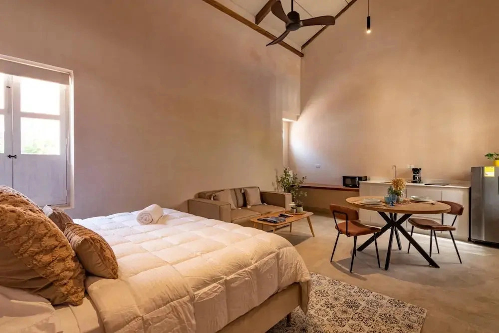 Casa Dorada Apartasuites by Xarm Apartments