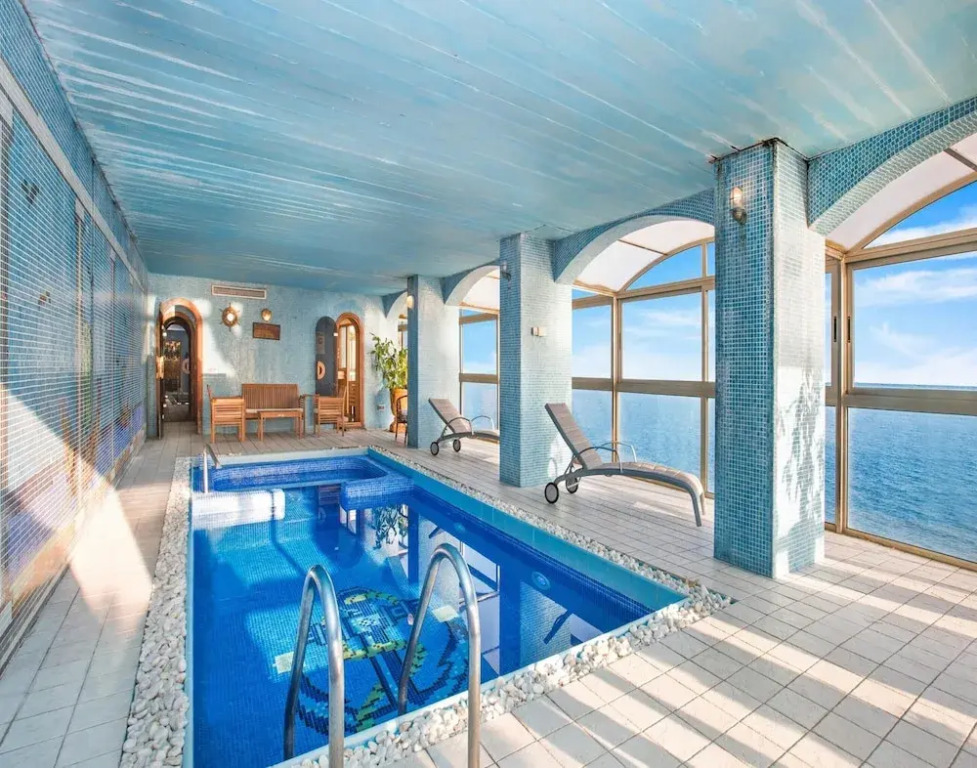 Villa in Cala Canyelles With Sea Views & Pool