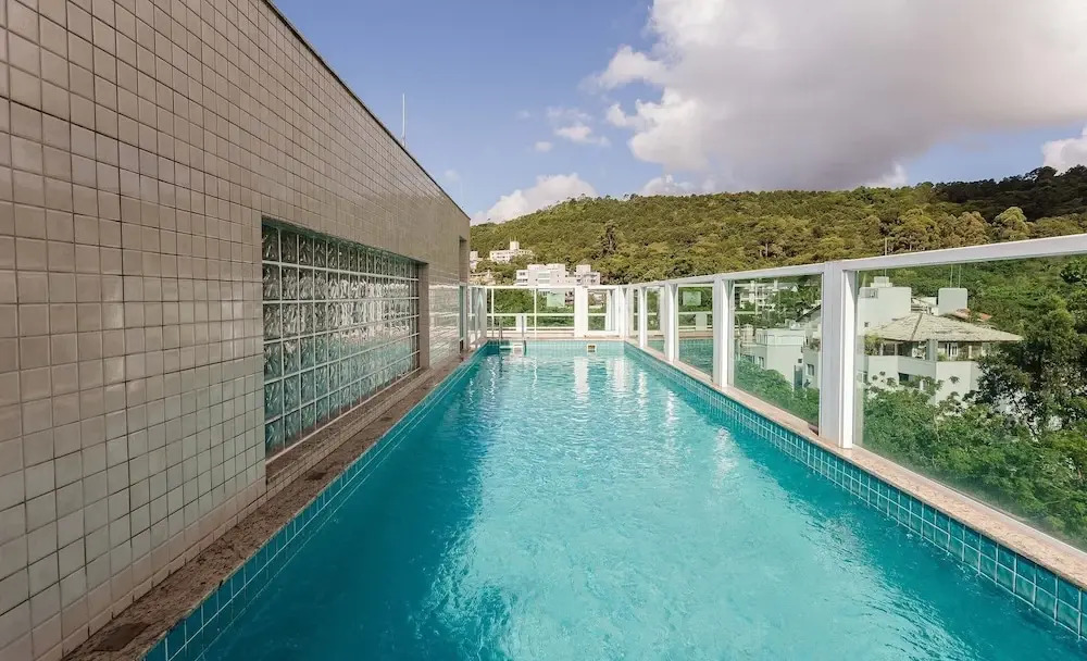 Apartment w/ Pool, 85m From Beach in Jurere Ptj203