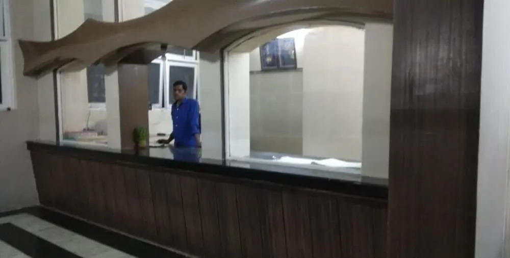 iROOMZ Hotel Sundar