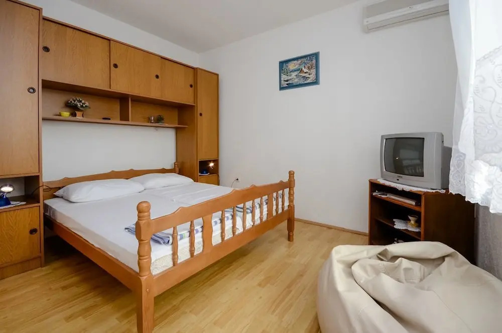 Apartments Milojka