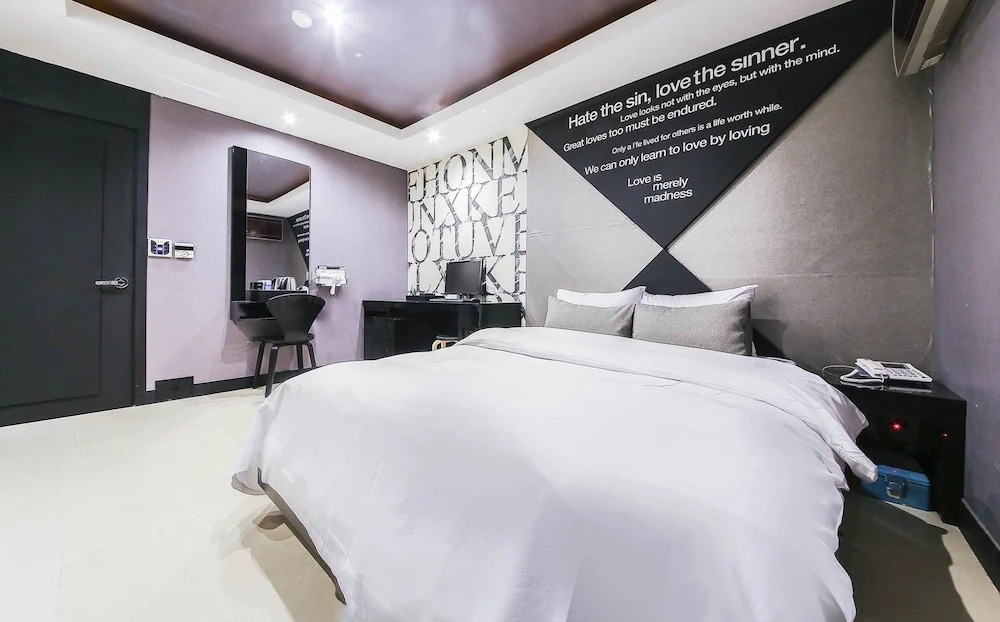 Lexy hotel