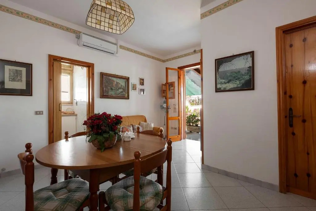 Villetta con giardino per rilassanti vacanze m197