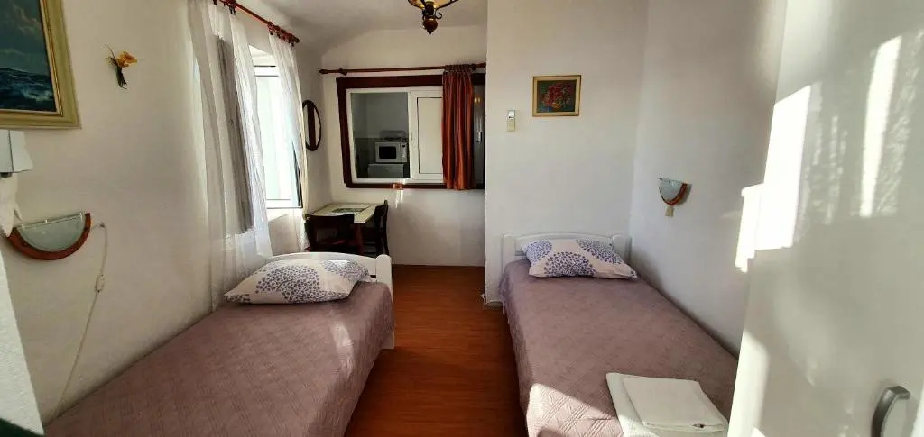 3 A beautiful apartment with a sea view