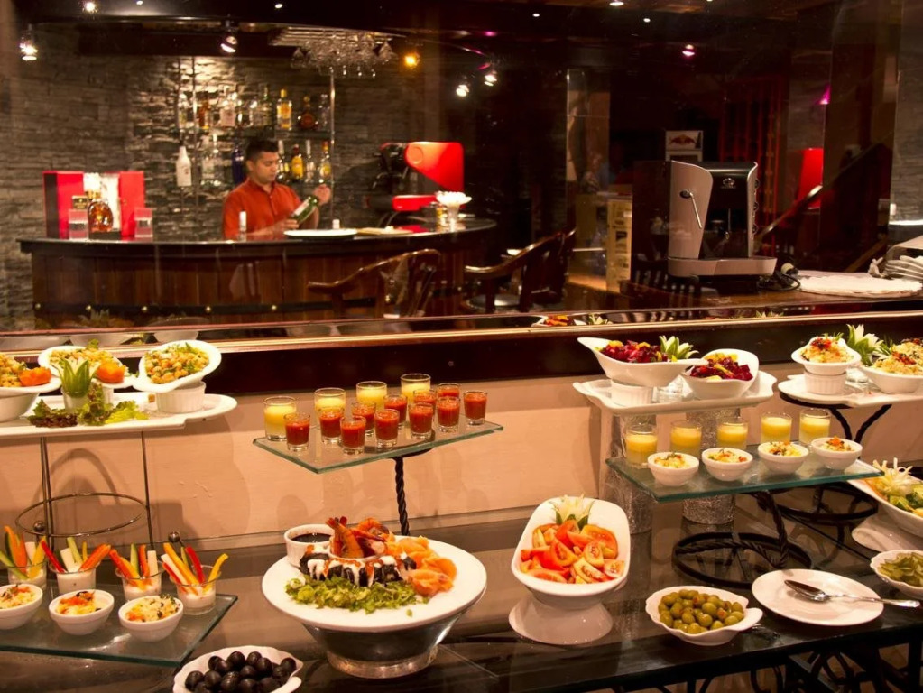 Randholee Resort & Spa