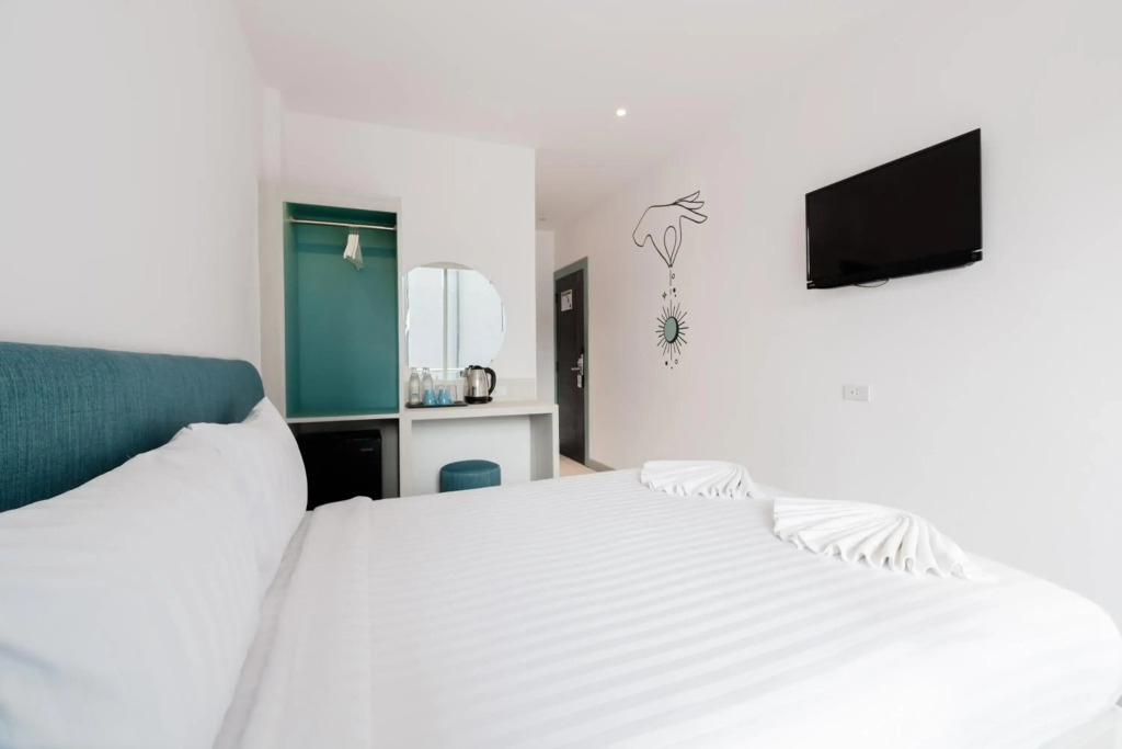 Moon Budget Hotel