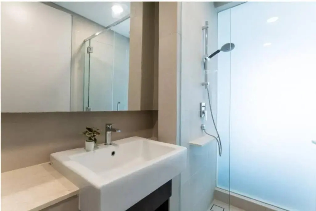 Mountain View 2 room KL East Mall 4pax NEW