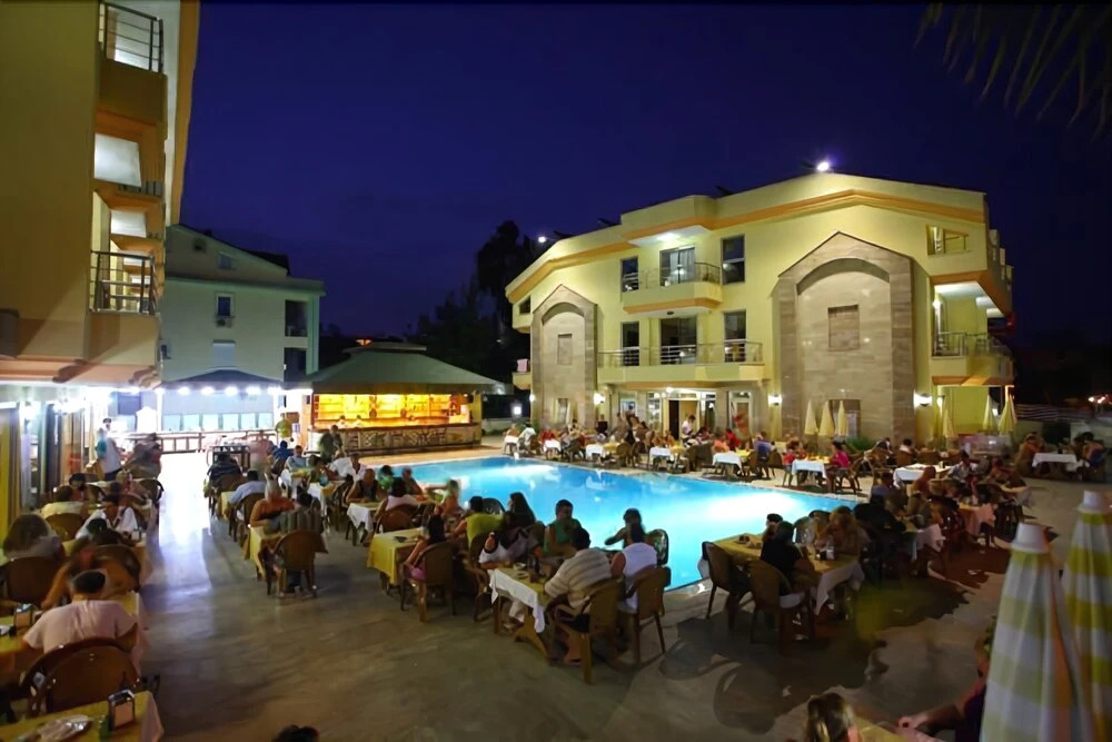 Grand Lukullus Hotel