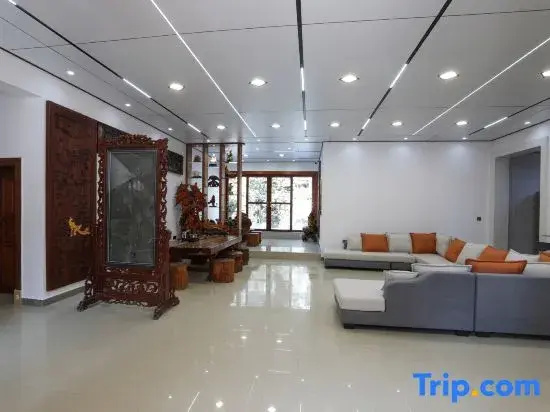 Shu • Su Homestay (Hongshan Lake Anshun Ancient City Historical and Cultural Street)
