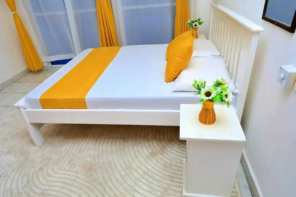 Coral Apartments