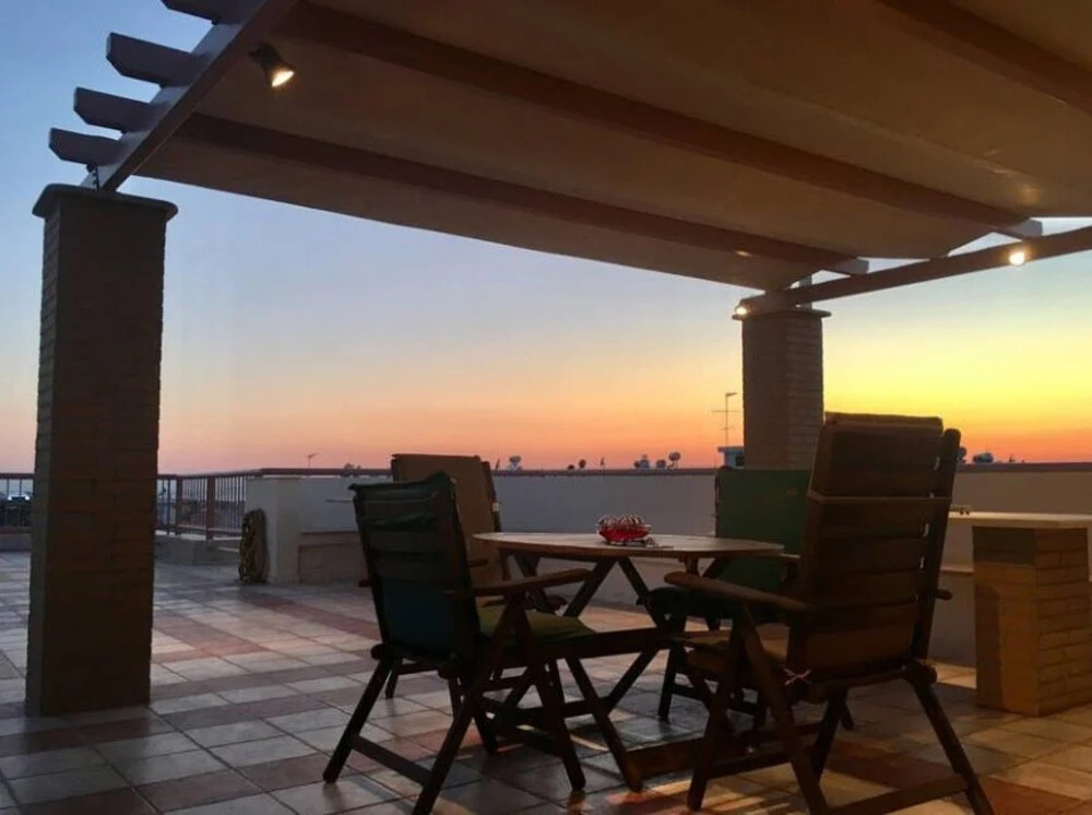 Elegant 5th Floor 2bdr