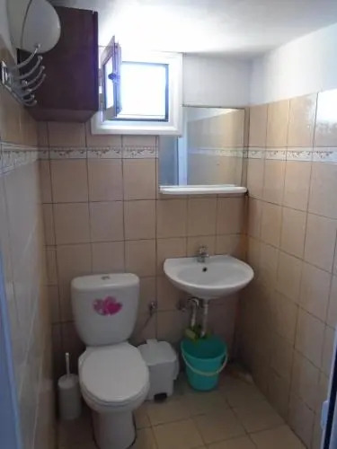 Orfeas Rooms