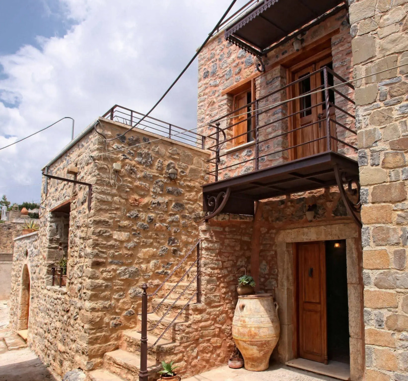 Dorovinis Country Houses