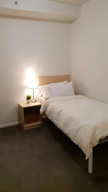 2 bedrooms CBD FREE Tram apartment