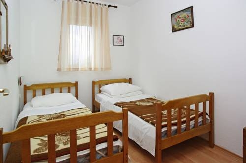 Adria Apartments