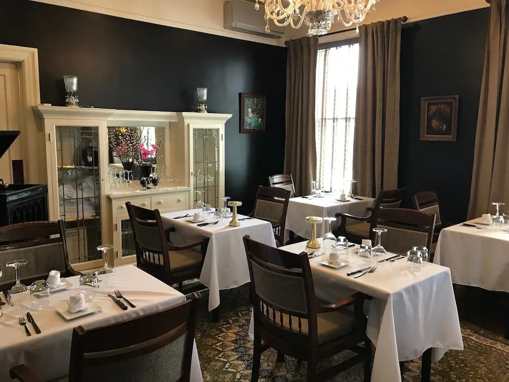 The Hygrade Inn