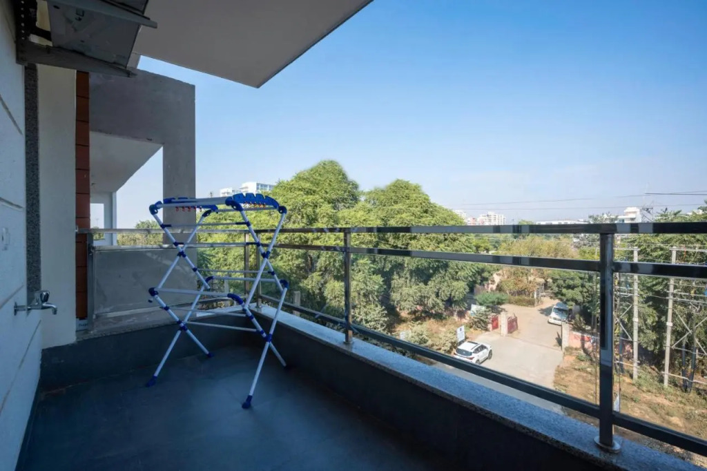 The Palms Inn I Near Medanta Medicity I Sec-38