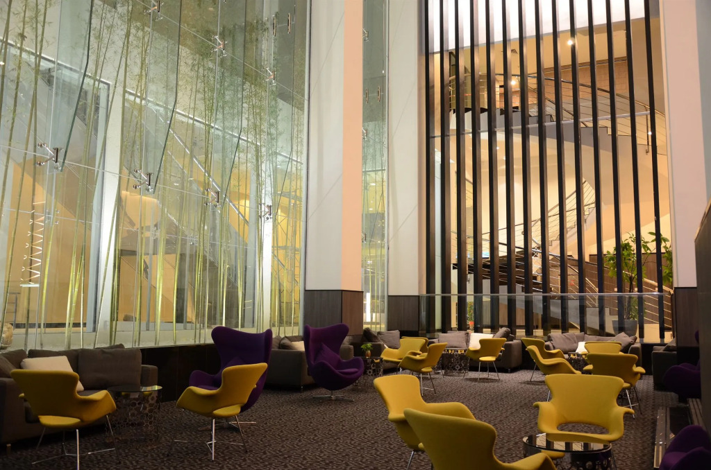 Grand Alora Hotel