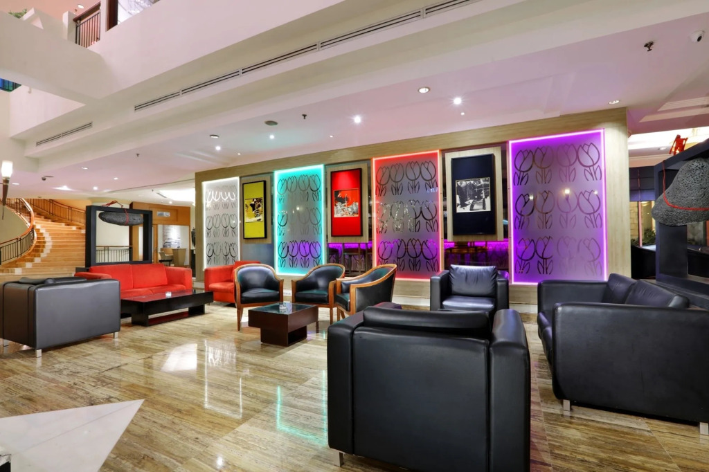 Grand Candi Hotel