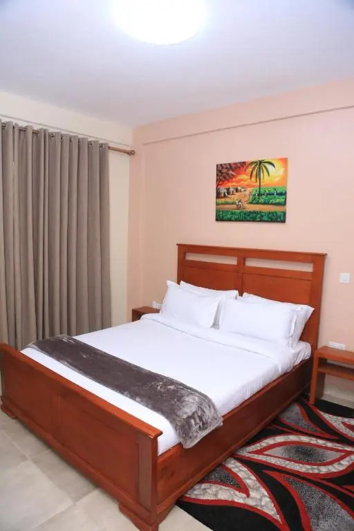 Spacious Luxury Condo in Muyenga 24hr Security