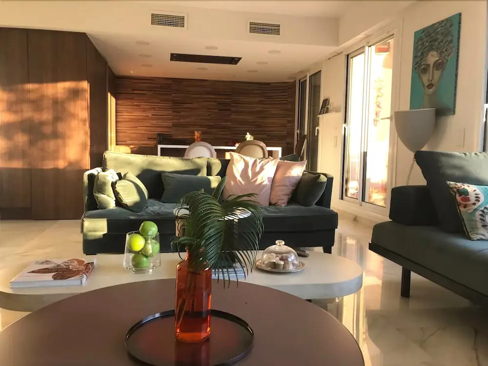 Duplex Design avec 300 m de terrasse