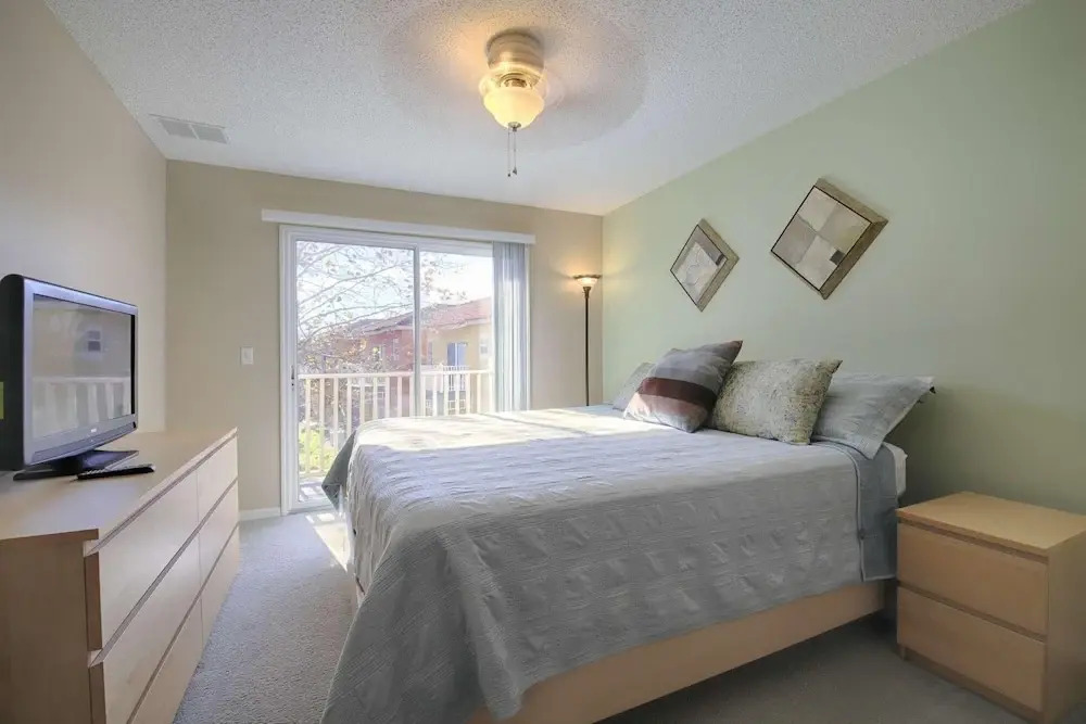 8422 Emerald Island