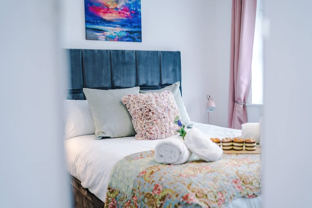 Ideal for Business Long-term Guests Free Parking