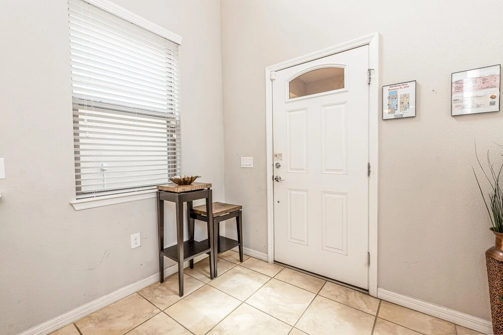 9050wws 6 Bedroom Home by Redawning