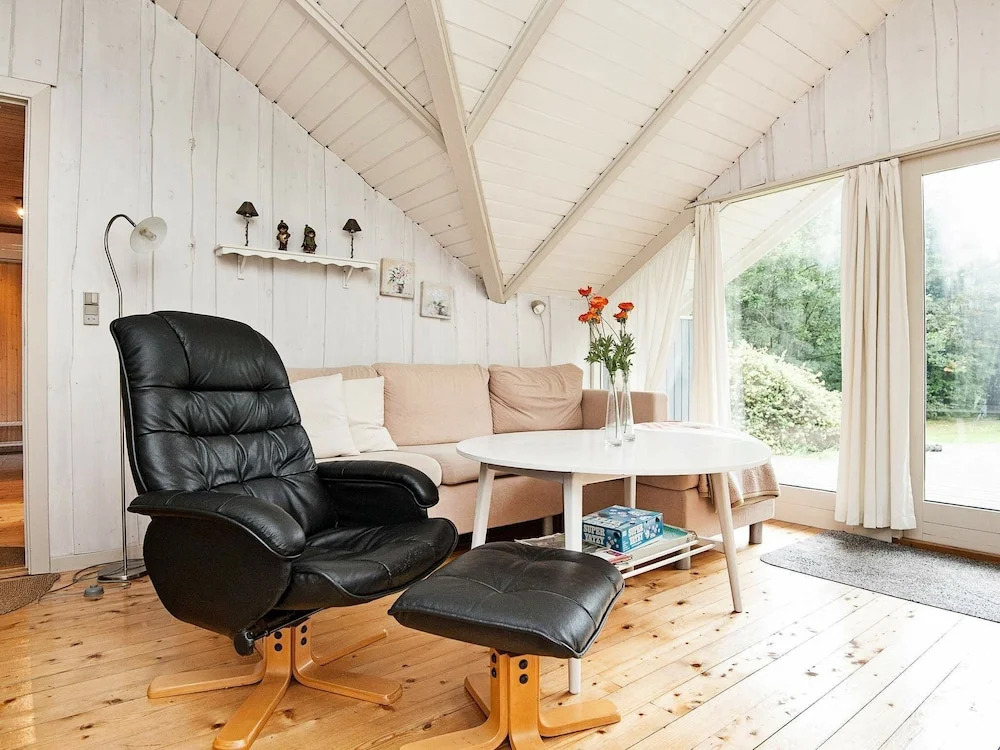 Vintage Holiday Home in Jutland With Whirlpool