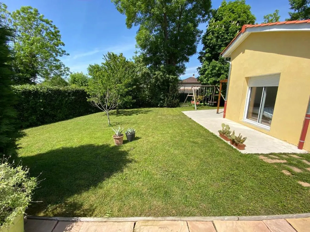 Chambres dans villa avec piscine