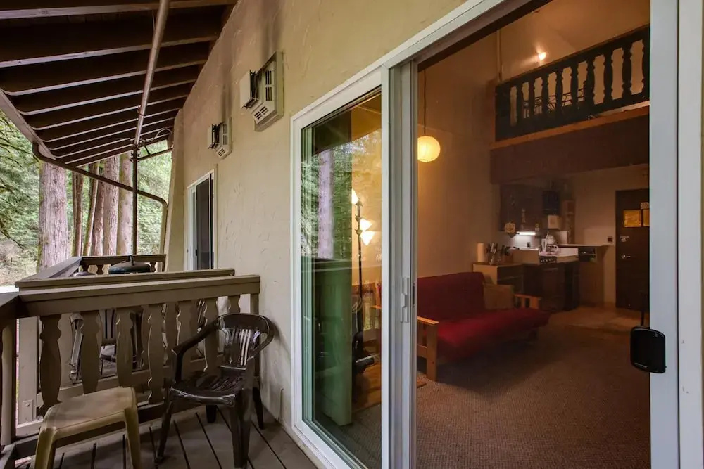 Snowline Lodge - Condo 56 - Sleeps 4 - Close to Mt Baker Now has Wifi