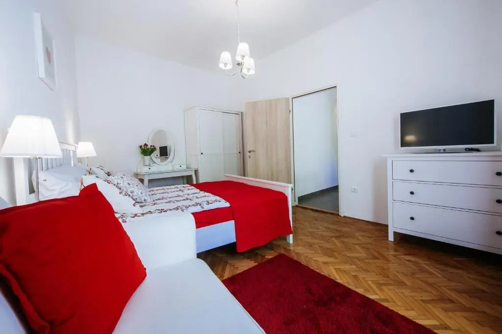 Apartments Jadera