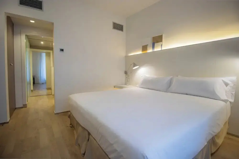 Storni Barcelona by Forget me not