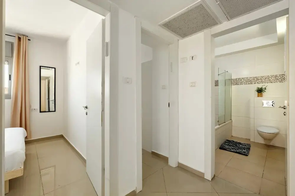 MAMAD - Sea View Beach Penthouse by Sea N' Rent