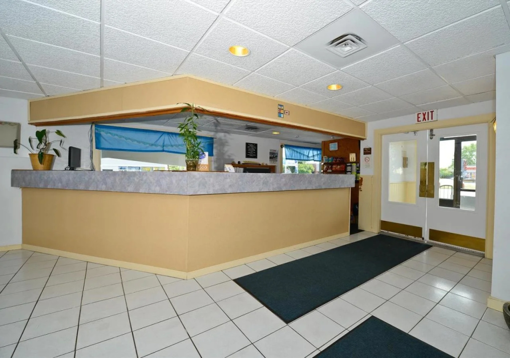 Travelers Inn