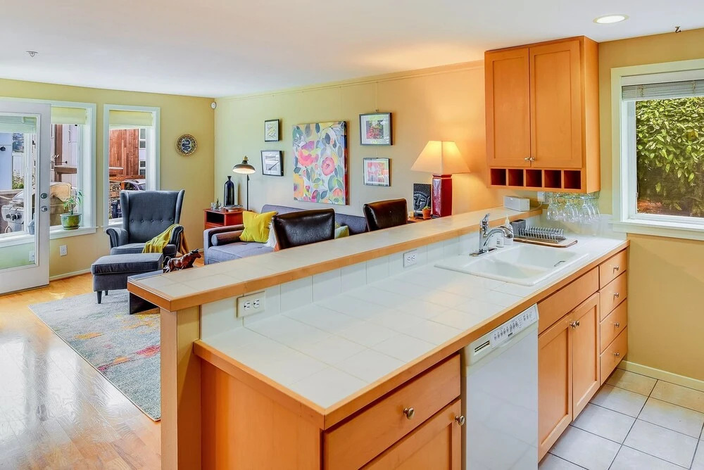 Lake View on Dexter - Two Bedroom Condo