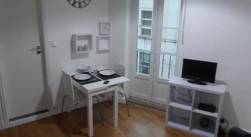 Lisbon Lovely Flat With Balcony