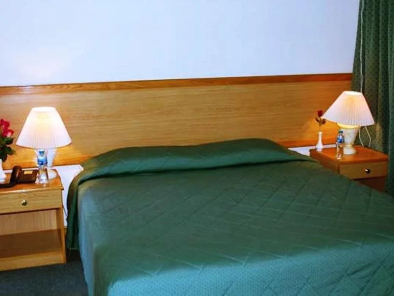 Al Sharqiya Sands Hotel