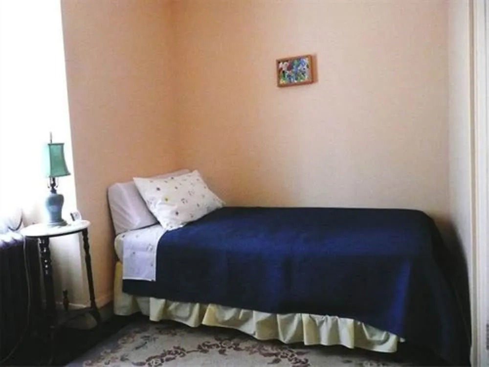 Fort Pl B&B and Gallery