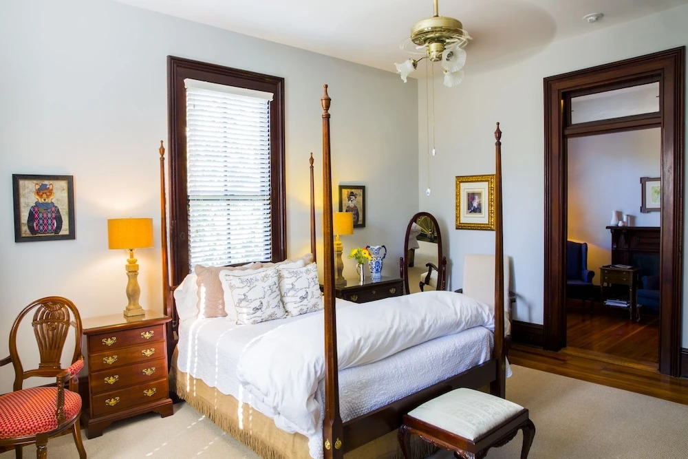 The Paxton- a Historic House Hotel