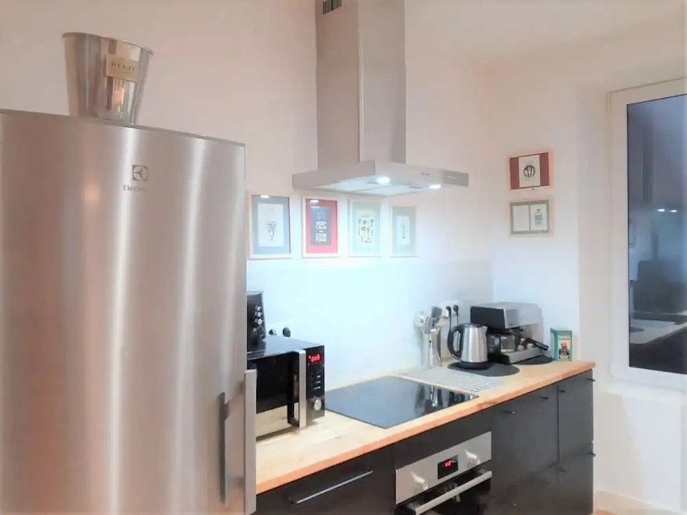 Grande Maison Vichy - Maison ou Appartements en Centre ville
