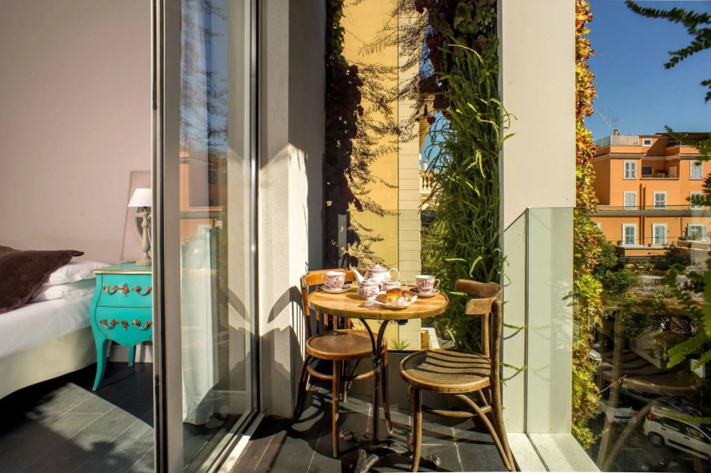 The B Place Hotel