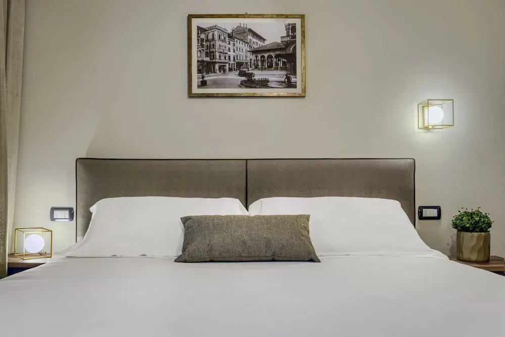 Porta Altinia Suites