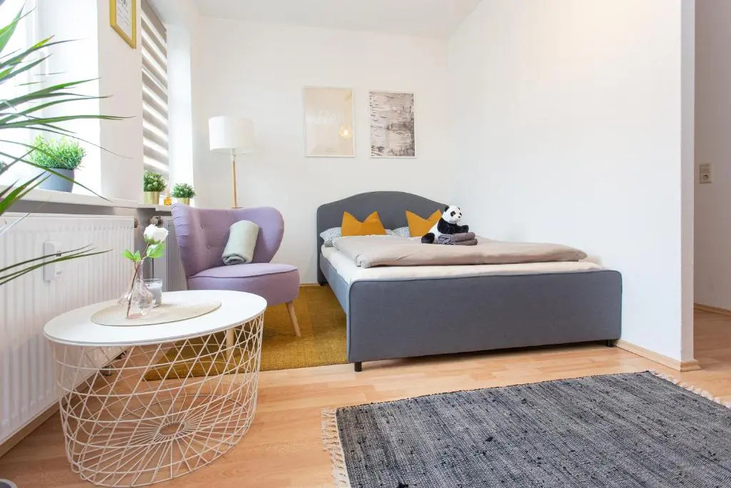 FULL HOUSE Studios - Little Sun Apartment